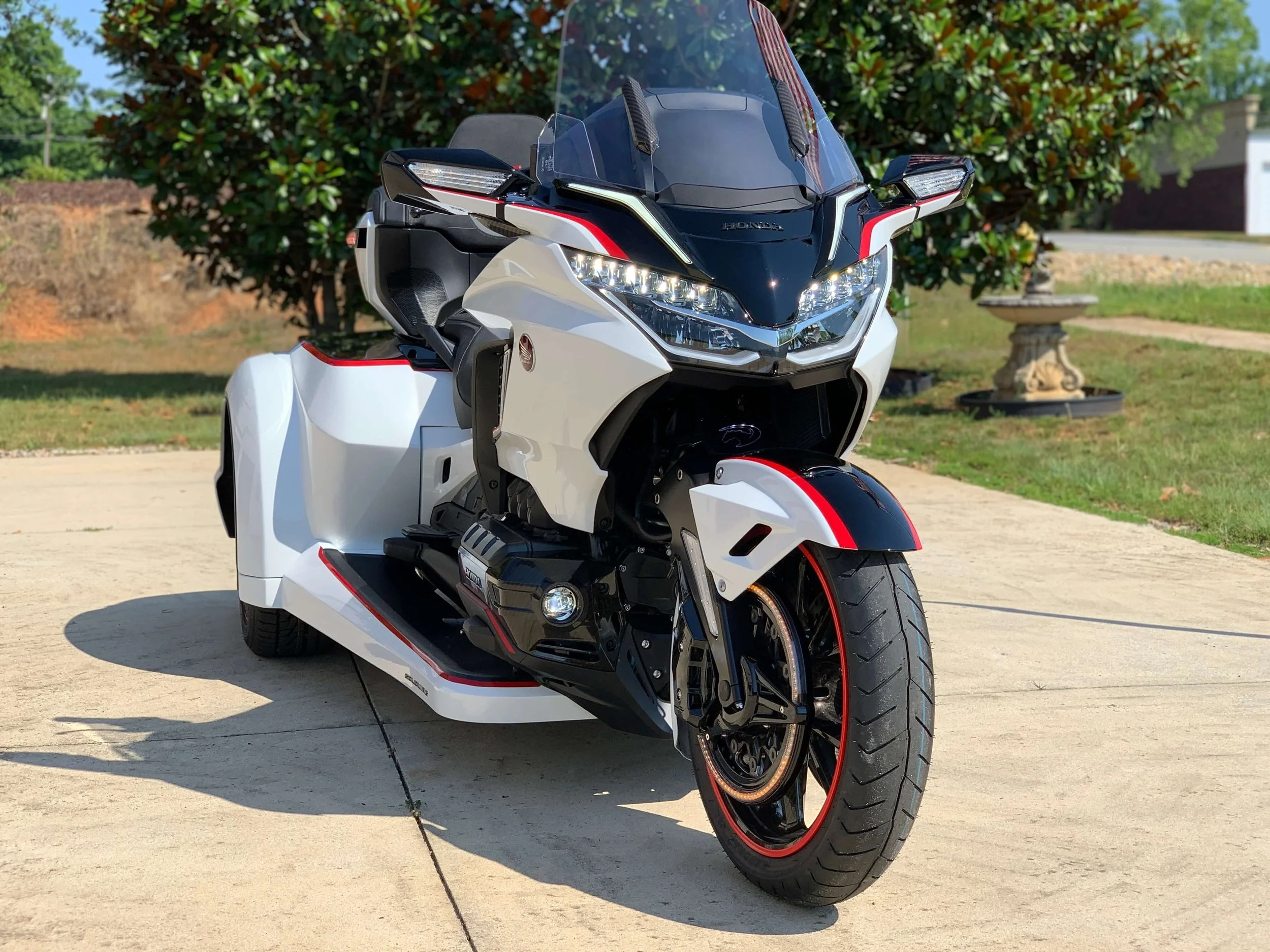 2024 Goldwing DCT Trike For Sale UNB Customs Trike Custom Shop