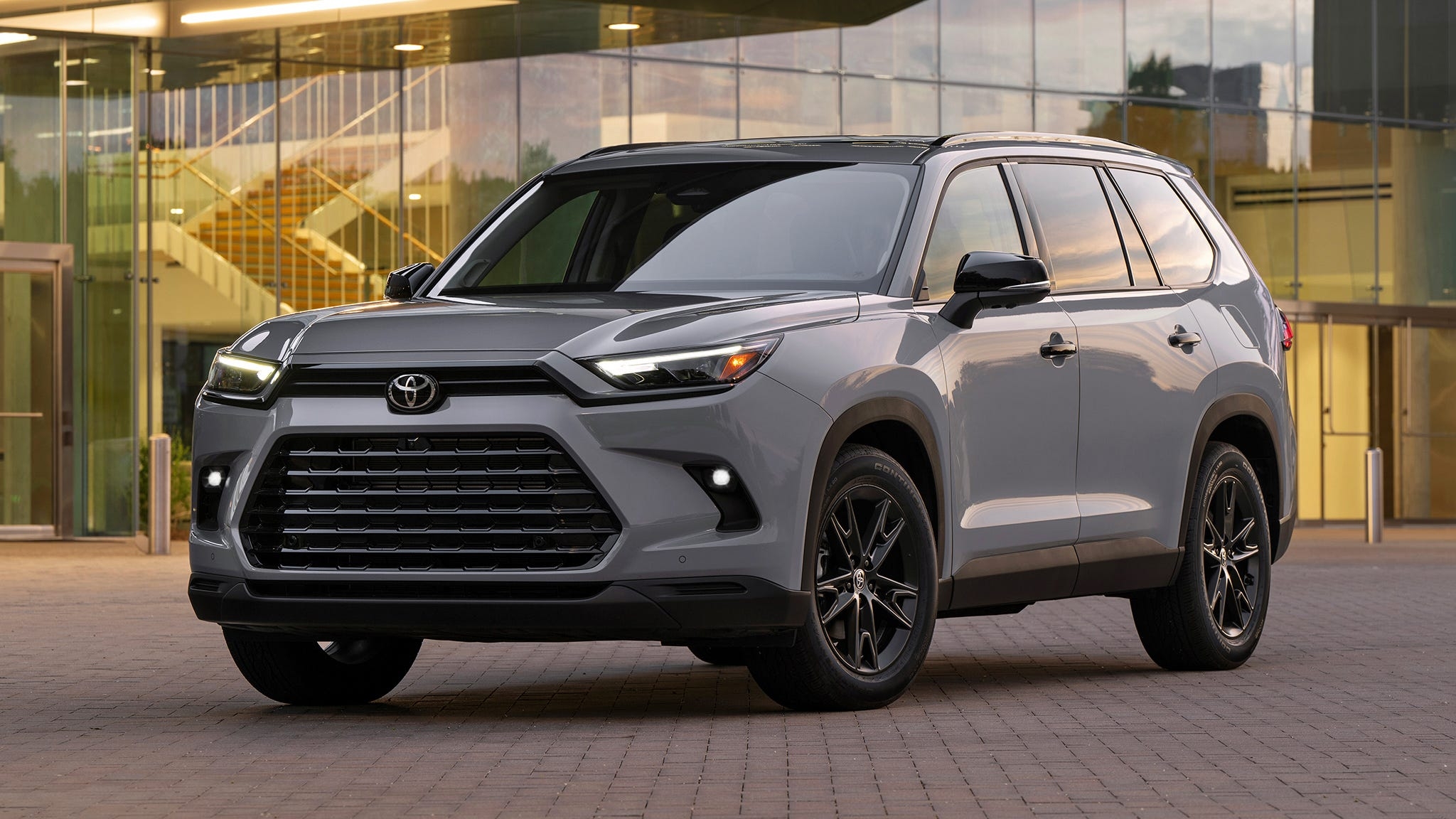 2026 Toyota Grand Highlander Review Expert Insights Pricing And Trims